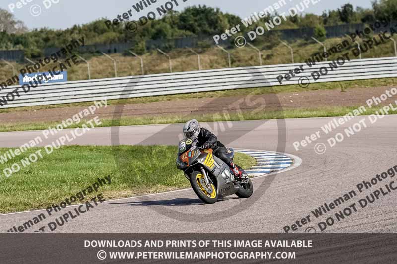 Rockingham no limits trackday;enduro digital images;event digital images;eventdigitalimages;no limits trackdays;peter wileman photography;racing digital images;rockingham raceway northamptonshire;rockingham trackday photographs;trackday digital images;trackday photos